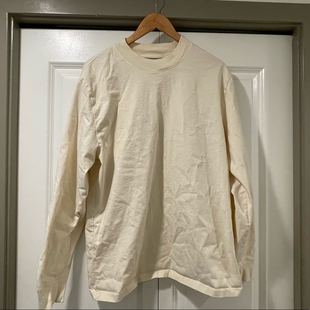 Essentials Long Sleeve T-shirt